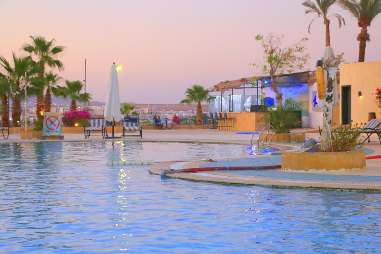 Royal Naama Bay Resort Sharm el-Sheikh Exterior photo