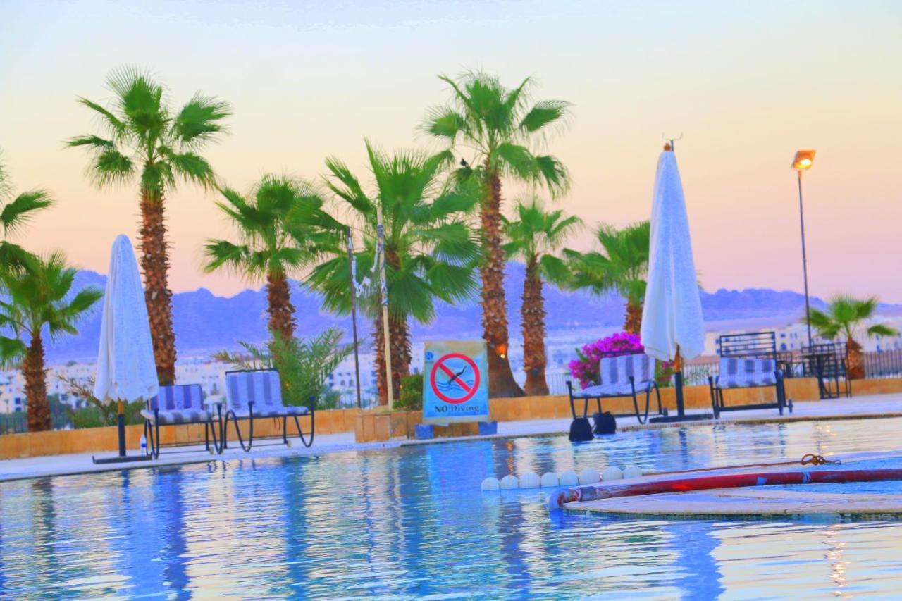 Royal Naama Bay Resort Sharm el-Sheikh Exterior photo